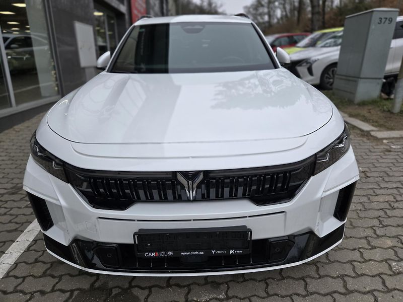 Dongfeng Voyah Free REV 318 (2025) REV 318 AWD Hybrid - fotka 3 z 17
