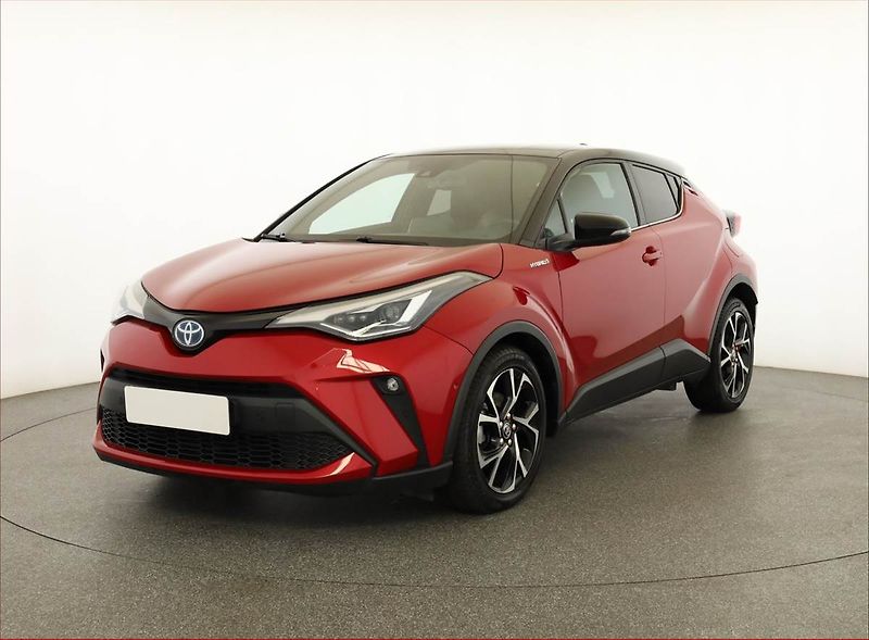 Toyota C-HR (2020) 1.8 Hybrid - fotka 2 z 21