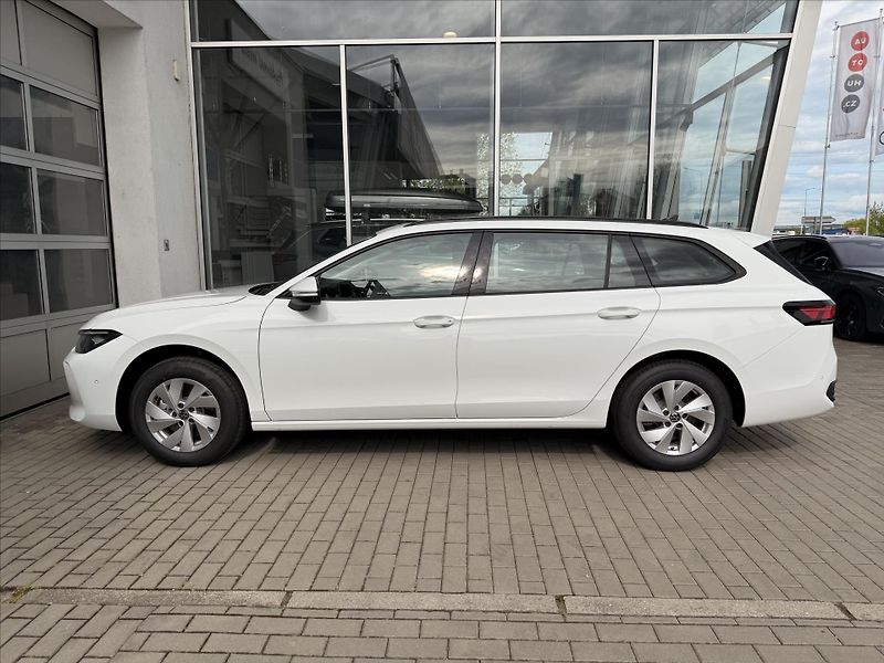 Volkswagen Passat (2025) 1,5 eTSI 110 kW mHEV - fotka 8 z 19