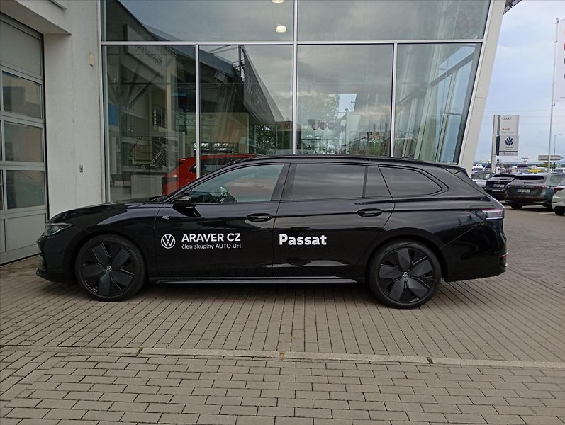 Volkswagen Passat (2026) 2,0 TDI 110kW 7DSG  R-Line Peo - fotka 8 z 20