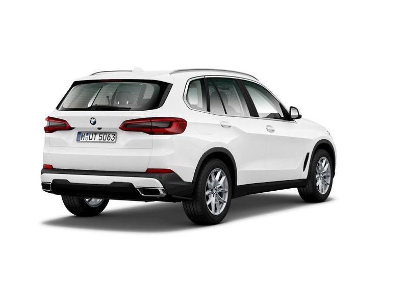 BMW X5 xDrive40i - fotka 2 z 6