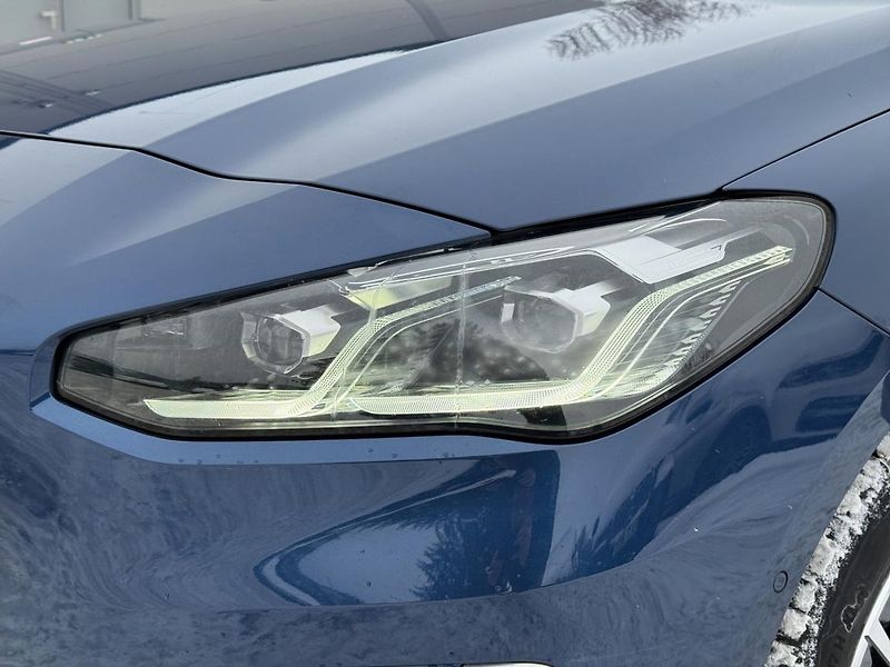 BMW Řada 2 230e xDrive Active Tourer - fotka 10 z 11
