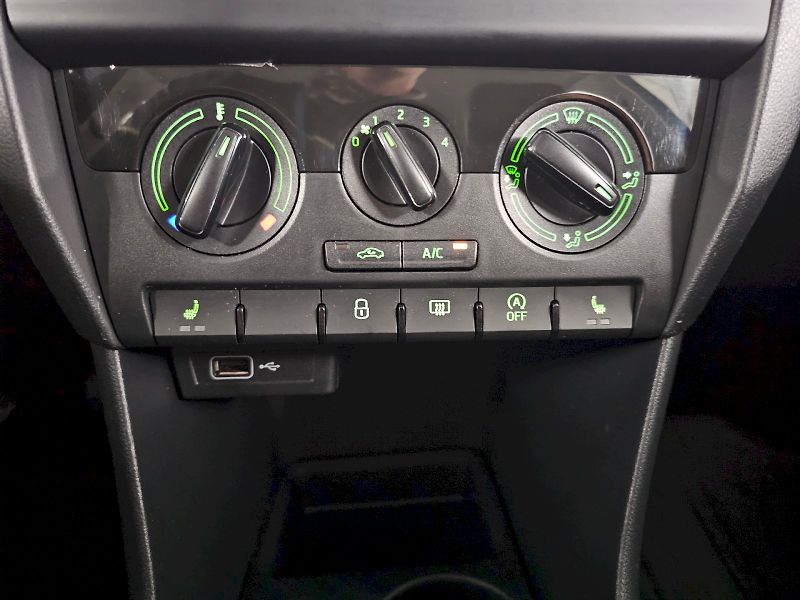 Škoda Rapid (2018) 1.0TSI 81KW AMBITION PLUS - fotka 21 z 25