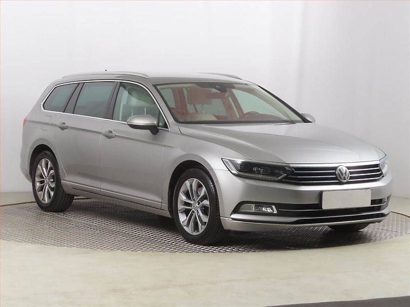Volkswagen Passat (2016) 2.0 TDI, Automat, Serv.kniha - fotografie inzerátu