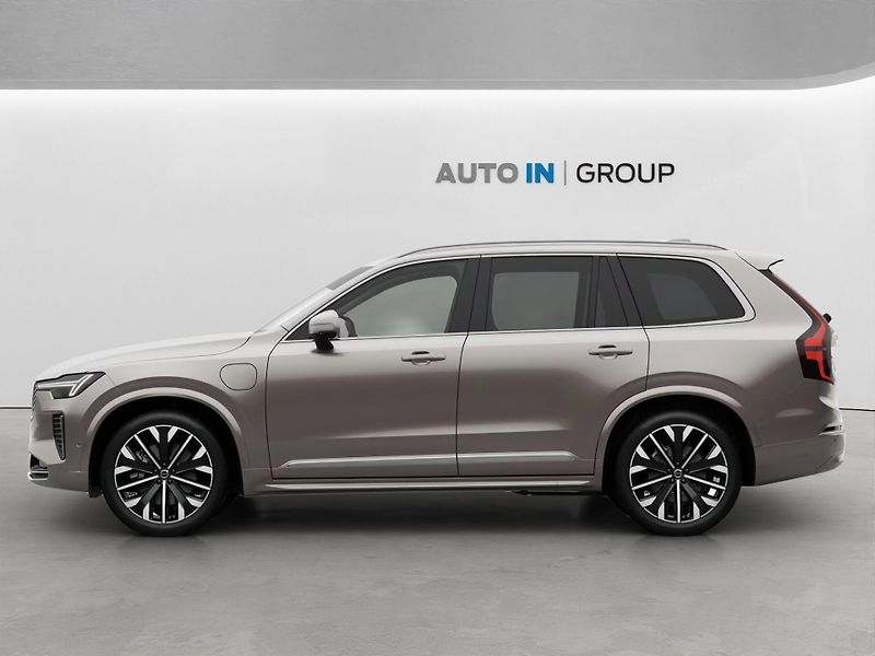 Volvo XC90 (2026) ULTRA B&W, vzduch. pod., 299kW - fotka 3 z 10