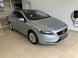 Volvo V40 T3 FWD Momentum MT6 - náhled 1