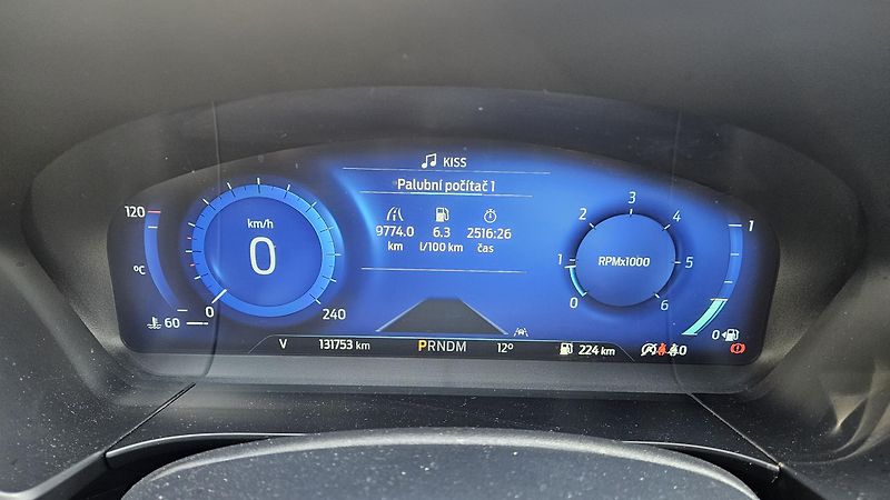 Ford Kuga (2021) 2.0 EB 140kW ST-line 4x4 AT8  - fotka 21 z 36