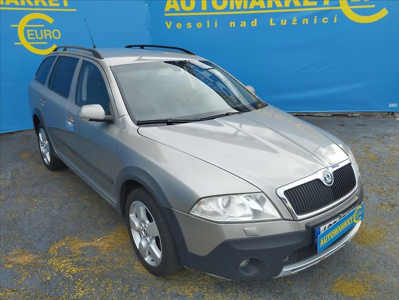 Škoda Octavia 2,0 TDi 103KW Scout 4X4 - fotka 3 z 20