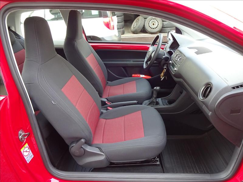 Škoda Citigo 1.0 MPi 44kW 26 000KM - fotka 22 z 40