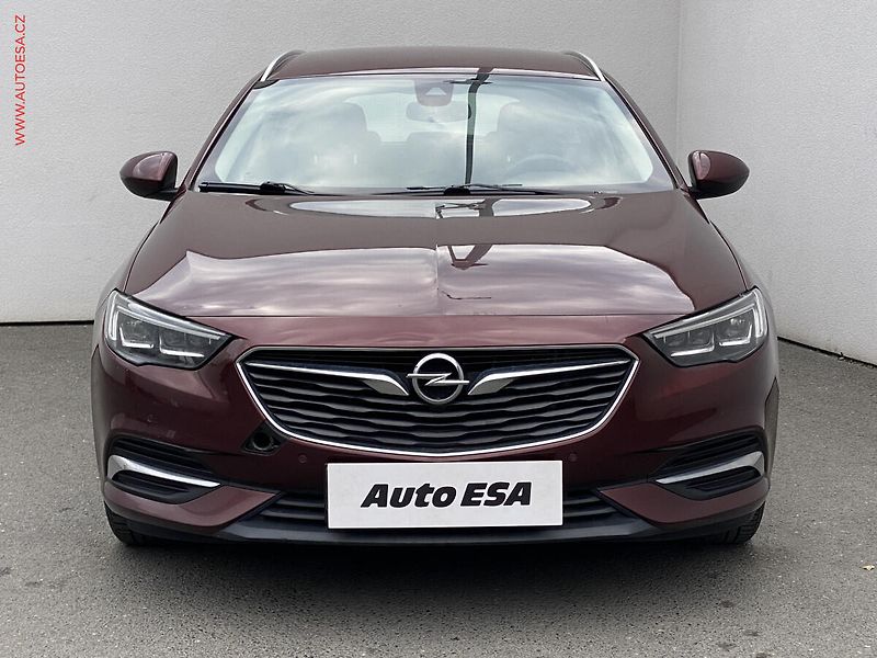 Opel Insignia (2018) 1.6 CDTi, ČR, LED - fotka 2 z 18