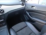 Mercedes-Benz Třídy B (2015) B 220 4MATIC, 4X4, Automat - náhled 8