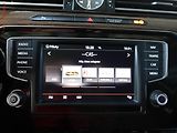 Volkswagen Passat (2015) 2.0 TDi, DSG, park.asist - náhled 17