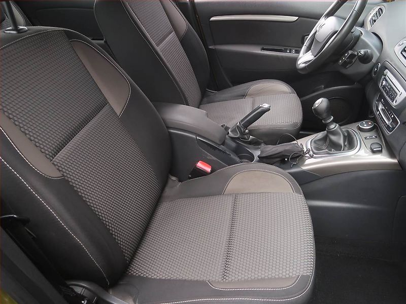 Renault Scénic (2013) xMod Expression 1.5 dCi - fotka 9 z 16