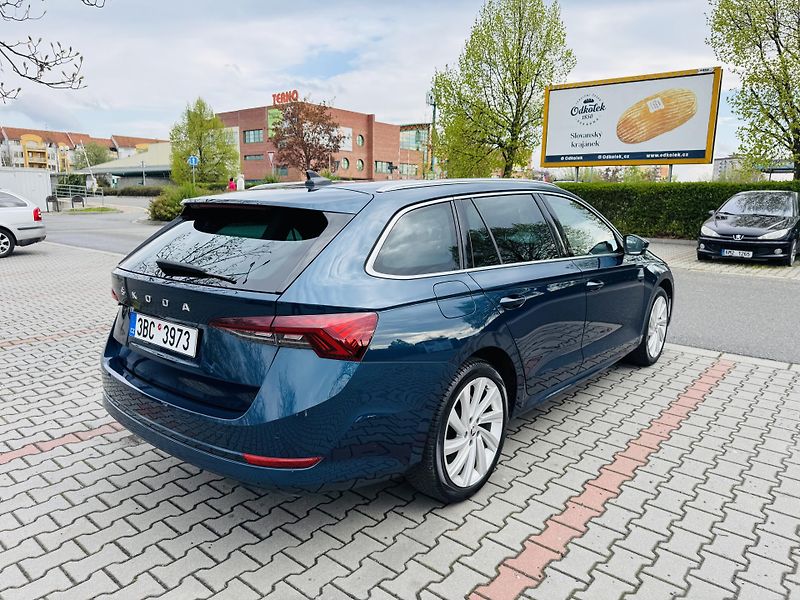 Škoda Octavia (2023) Style Plus, e-TEC DSG, záruka  - fotka 4 z 27