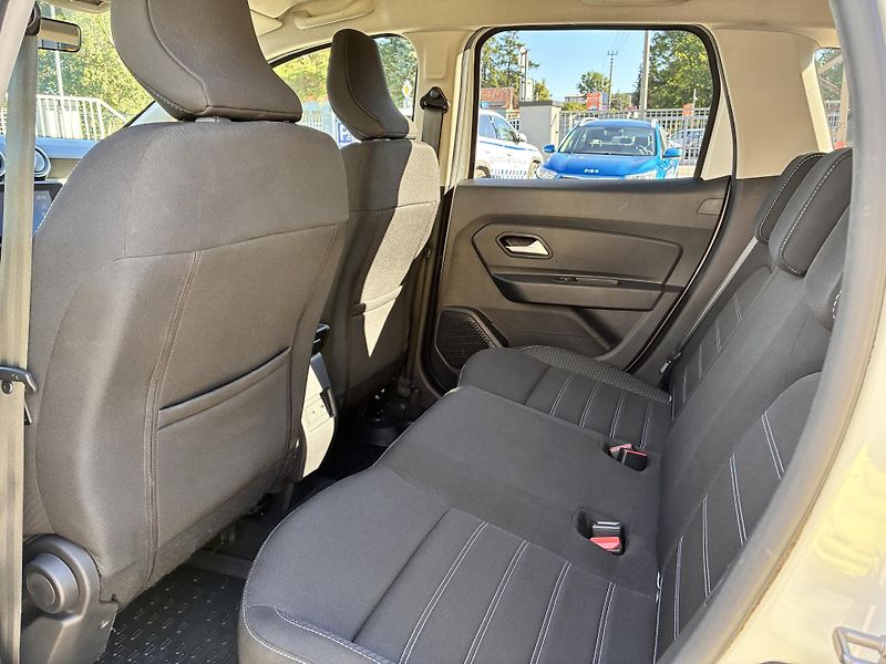 Dacia Duster 1.0TCe 67kW LPG PRESTIGE NAVI - fotka 14 z 39