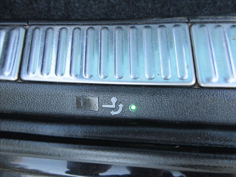 Škoda Superb 2,0 TDi 110 Kw, Style, DSG, No - fotka 32 z 36
