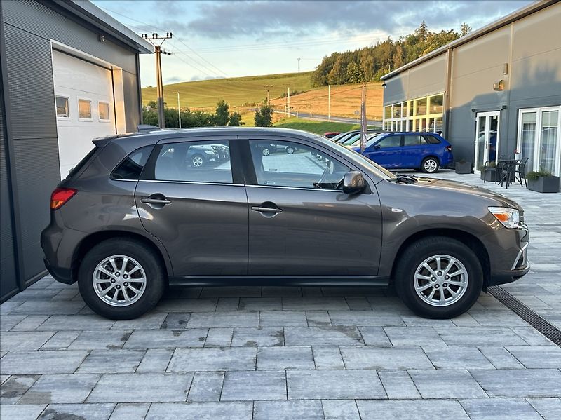 Mitsubishi ASX 1,6 117PS  Invite+ Audio - fotka 6 z 49