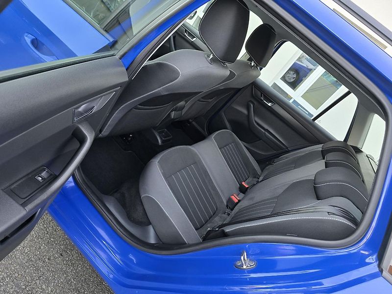 Škoda Fabia 70kW STYLE DIGIKLIMA ČR - fotka 32 z 36