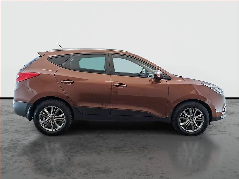 Hyundai ix35 (2014) 2.0 CRDi, 4X4, Automat - fotka 6 z 22