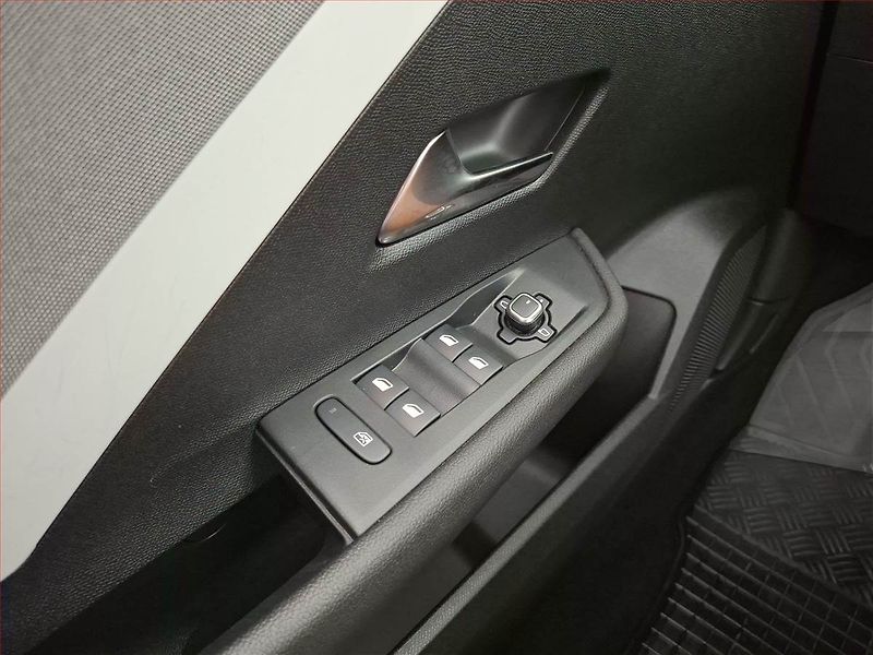 Opel Astra (2025) Edition 1.2 Turbo - fotka 18 z 18