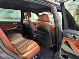BMW X7 (2022) M50i 390kW - náhled 11