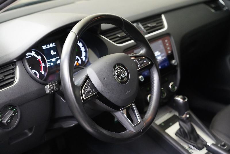Škoda Octavia - fotka 14 z 27