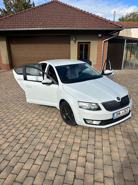 Škoda Octavia (2016) - fotka 6 z 9