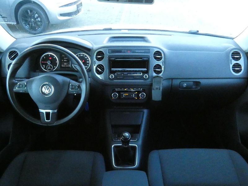 Volkswagen Tiguan (2014) 2,0 TDI BMT 103KW - fotka 16 z 29