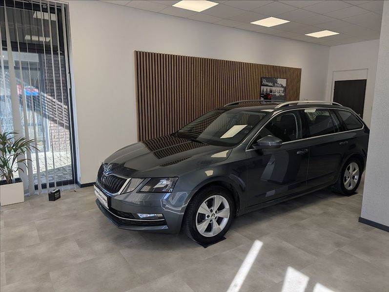 Škoda Octavia 1.5 TSI 110kw - fotka 3 z 25