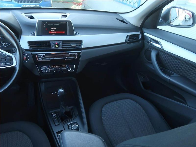 BMW X1 (2017) sDrive18d, Automat, Serv.kniha - fotka 8 z 19