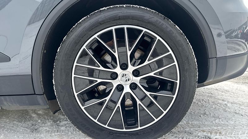 Porsche Macan (2025) 4 - fotka 12 z 29