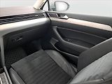 Volkswagen Passat (2019) 2.0 TDI, Kůže, Tempomat - náhled 8