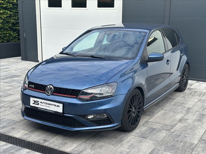 Volkswagen Polo 1,8 TSI 192PS  GTI DSG - fotka 2 z 51