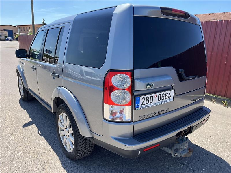 Land Rover Discovery 3,0 SDV6 7.MÍST 4x4 ROZVODY - fotka 8 z 44