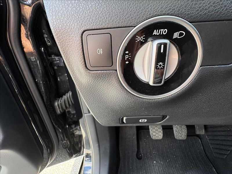 Mercedes-Benz Třídy B 1,6 200i 115kW,Bi-Xen,Kůže,Nav - fotka 5 z 36