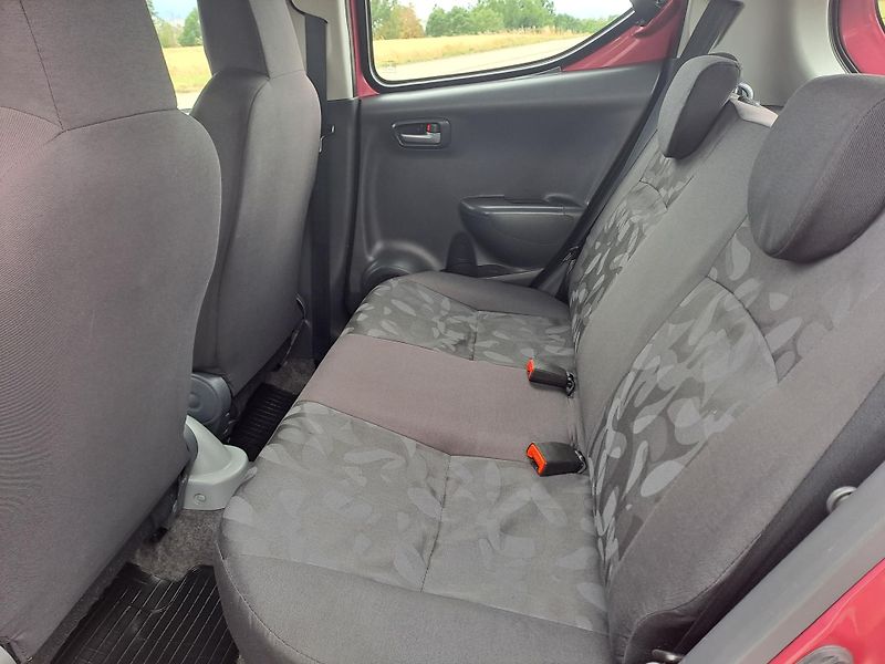 Suzuki Alto (2012) 1.0i PĚKNÝ STAV, DOLOŽENÉ KM - fotka 16 z 26