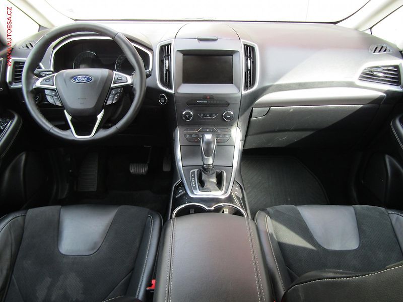 Ford S-MAX (2016) 2.0 TDCi 4x4, Titanium, AT - fotka 8 z 20