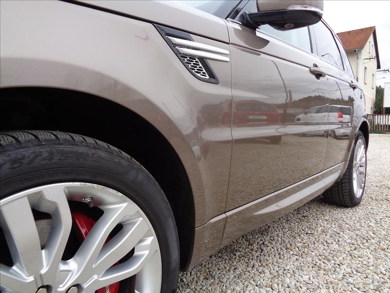 Land Rover Range Rover Sport 4,4 SDV8 Autobiography - fotka 13 z 59