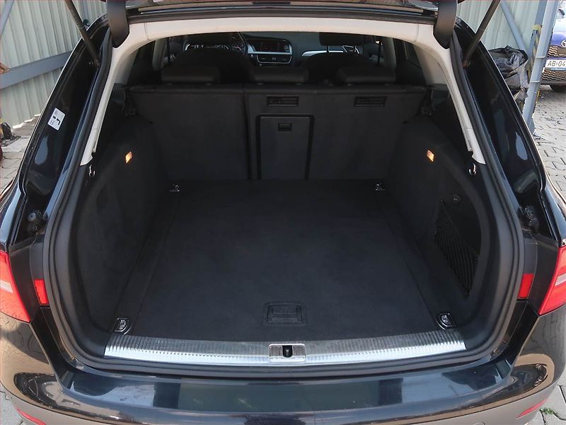 Audi A4 Allroad (2014) 2.0 TDI, 4X4, Automat, Xenony - fotka 14 z 17