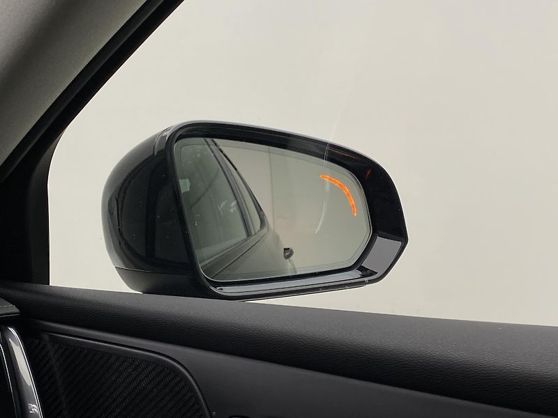 Volvo S60 B5 AWD DARK ULTIMATE REZERVACE - fotka 26 z 58