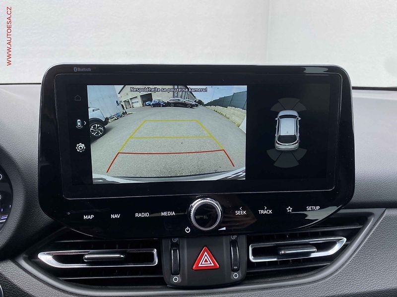 Hyundai i30 (2022) 1.5 T-GDi, ČR, Smart, AT - fotka 18 z 18