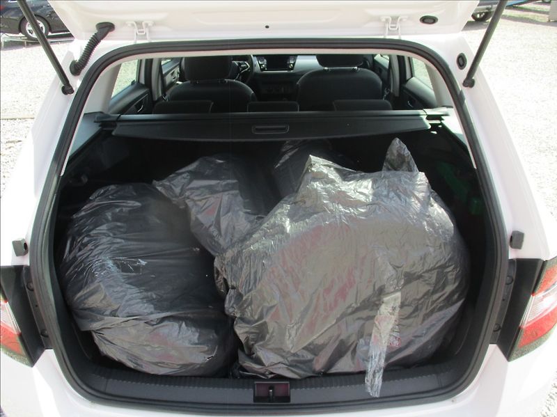 Škoda Fabia 1,0 TSI, klima,servis,DPH,CZ, - fotka 9 z 30