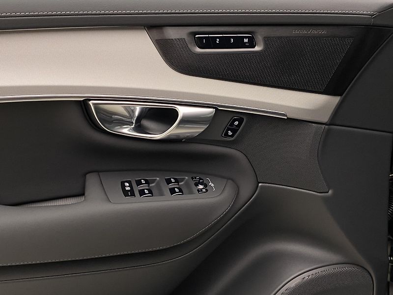 Volvo XC90 (2026) T8 AWD BLACK EDITION PLUS 7m - fotka 29 z 72