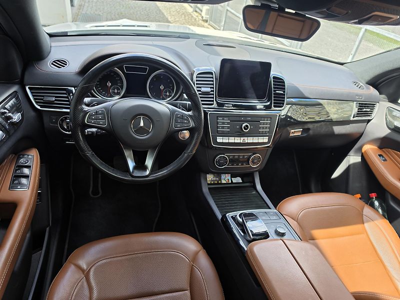 Mercedes-Benz GLE 350CDI 4-MATIC AMG  - fotka 12 z 18