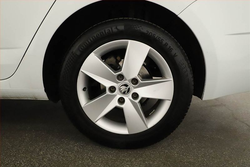 Škoda Octavia (2020) 1.6 TDI, Tempomat - fotka 12 z 12