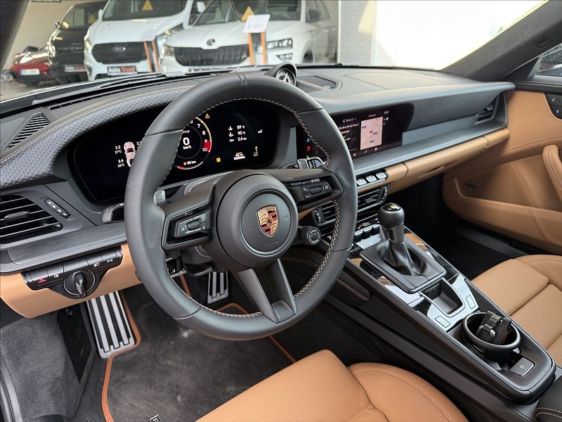 Porsche 911 4,0 GT3 Touring,CZ - fotka 11 z 29