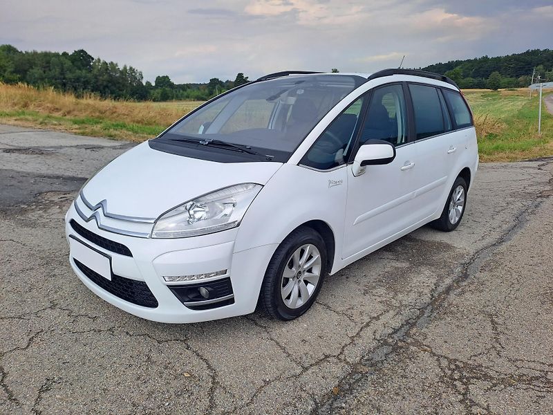 Citroën Grand C4 Picasso (2011) 1.6 HDi 7 MÍST - fotka 1 z 31