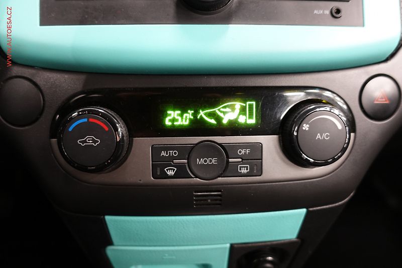 Chevrolet Aveo (2008) 1.4i, autoAC - fotka 17 z 20