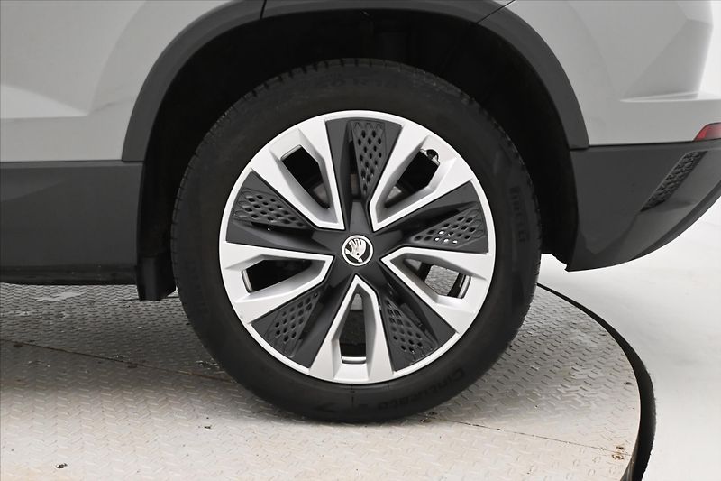 Škoda Karoq 2,0 TDI 110 kW 4x4 DSG Style Z - fotka 30 z 30