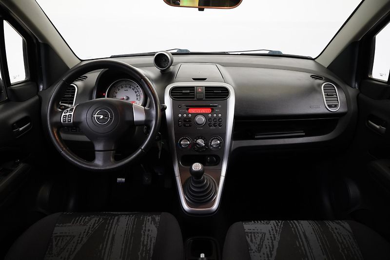 Opel Agila - fotka 5 z 22
